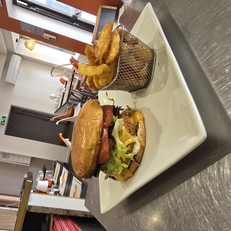 Burger maison Au coin gourmand Perpignan Burger maison Au coin gourmand Perpignan