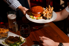 La Table des Secrets Perpignan • Restaurant immersif Magie  ©photo Justine Berenguel