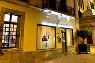 Restaurant Le 17 à Perpignan est un restaurant bistronomiqueavec une cuisine fait maison à découvrir au centre-ville de Perpignan.(® SAAM-S.Delchambre)