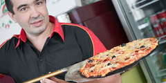 Pizzeria Perpignan et ses pizzas à déguster au restaurant ou à emporter ou à livrer (® networld-L.Nyilasi)